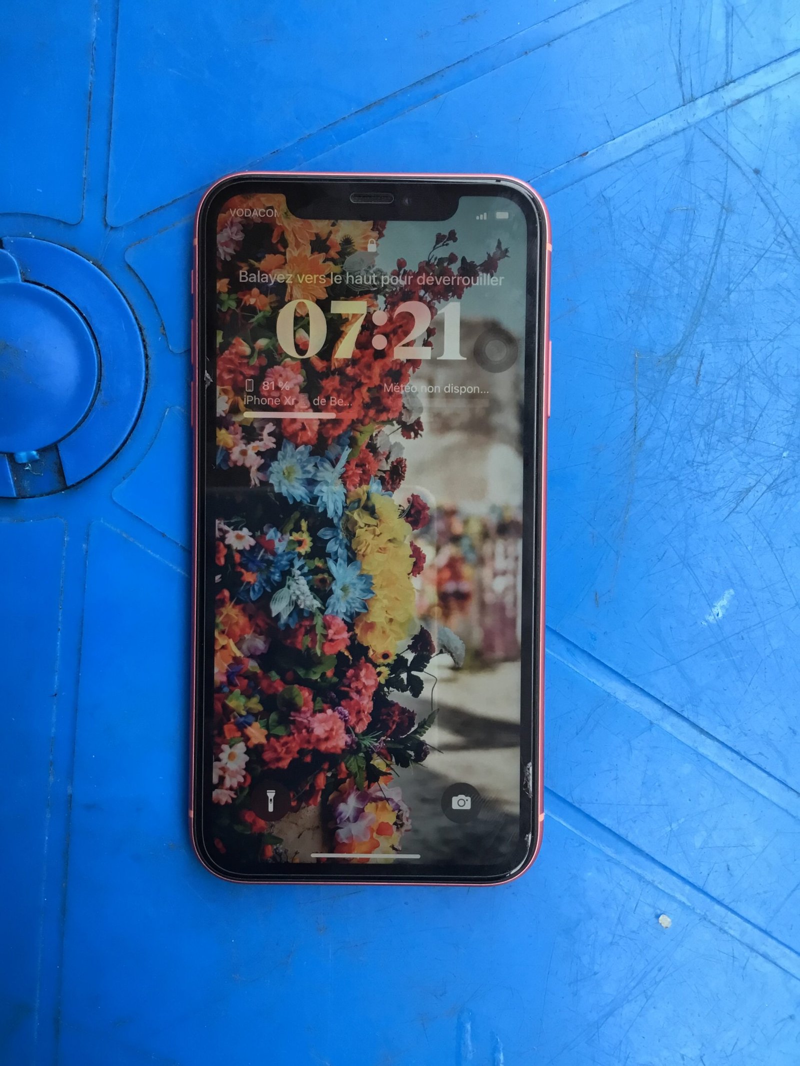 IPHONE XR 128Go très clean Life 84% en provenance des USA