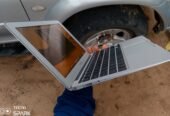 MacBook Air 11 pouces en provenance des 🇺🇸 en très bon état, très très propre. Ultra slim