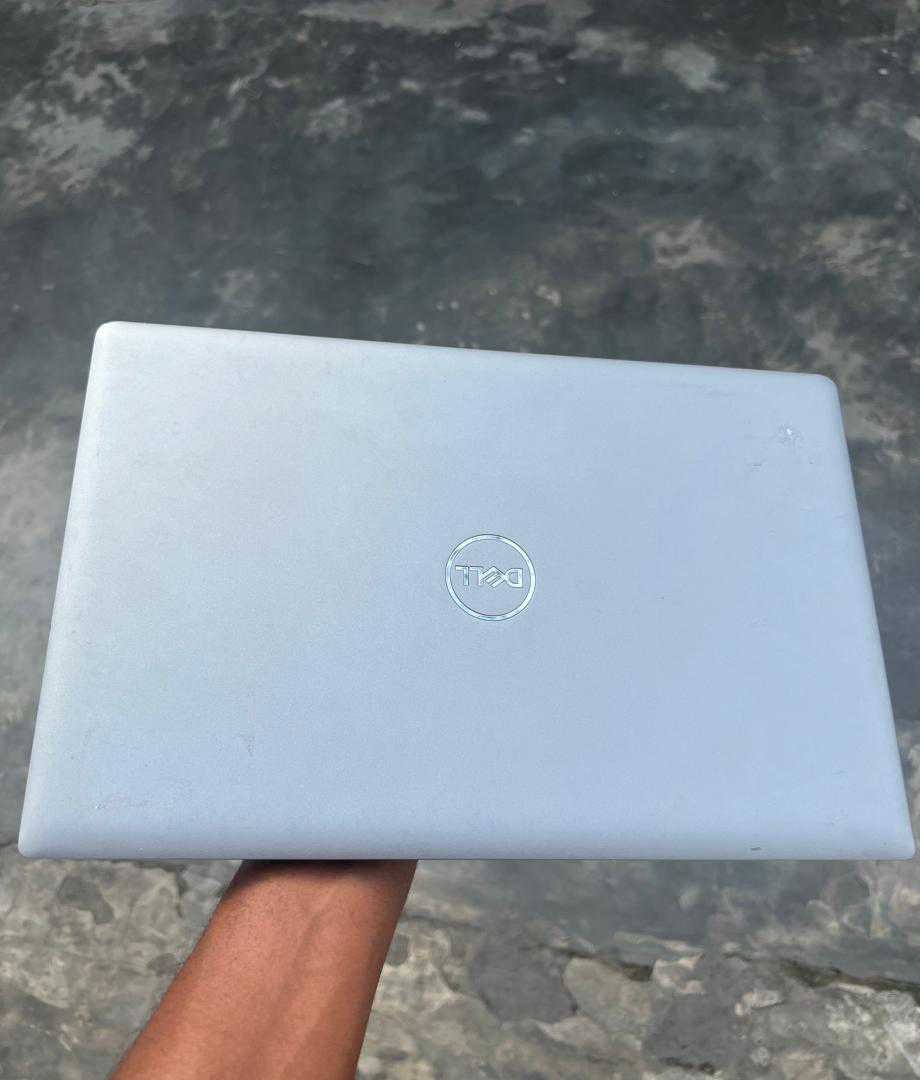 Dell latitude i5 10 th génération