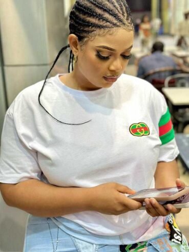 T-shirts turkey 🇹🇷 écrit moi sur WhatsApp 0820314306 si ça vous intéressé