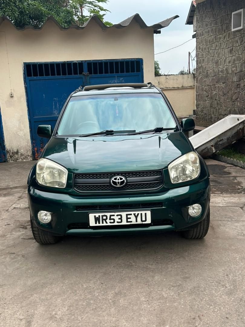 TOYOTA RAV4 INTERMÉDIAIRE