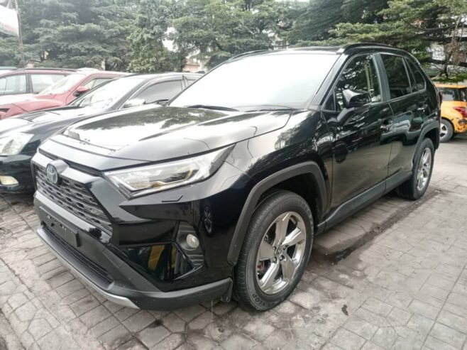 TOYOTA NEW RAV 4 HYBRIDE