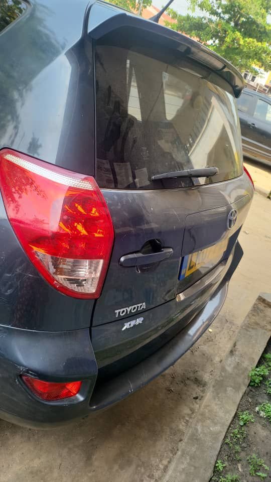 TOYOTA RAV4 2006