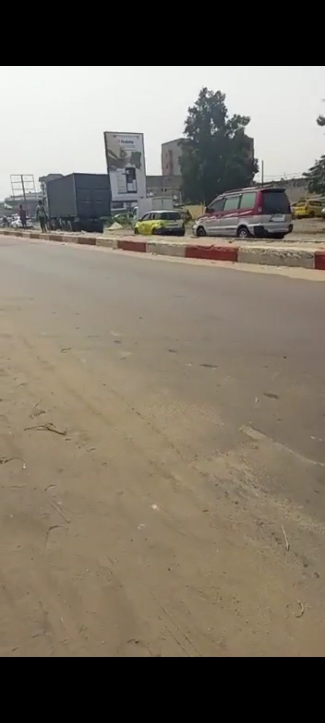 TERRAIN SUR BOULEVARD SENDWE