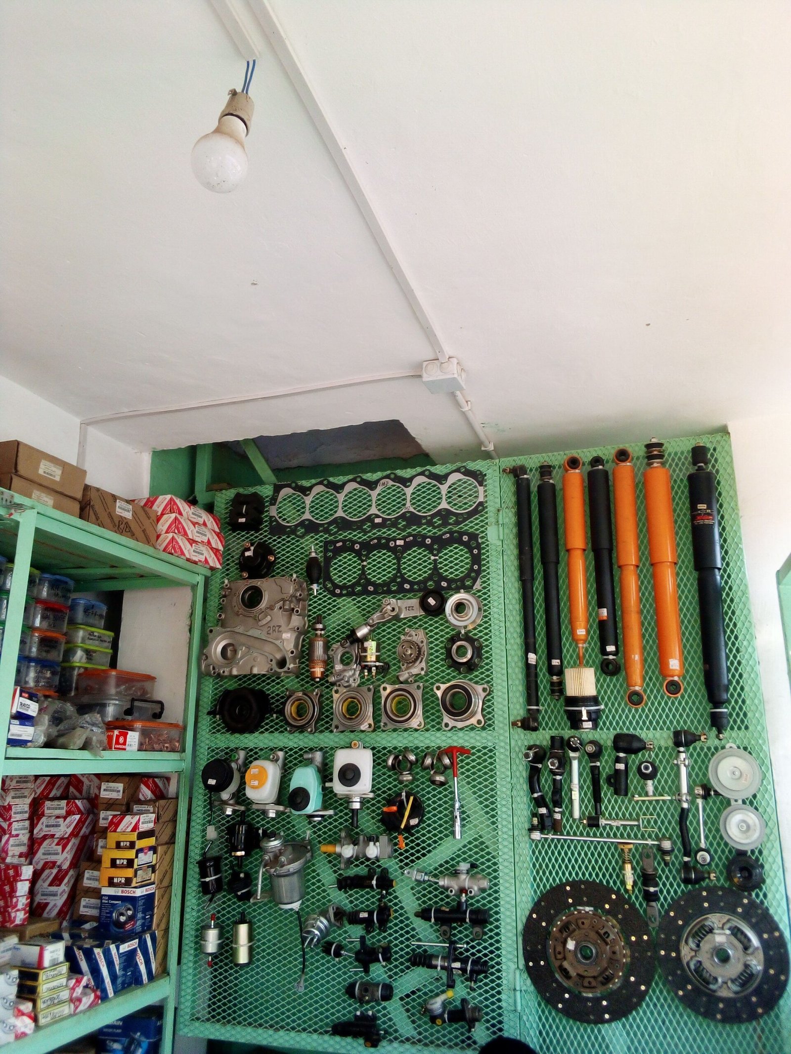 Pièces de rechange pour jeep Toyota : Land cruiser,Prado,fortuner, Hilux Vigo et Revo et bien d’autres