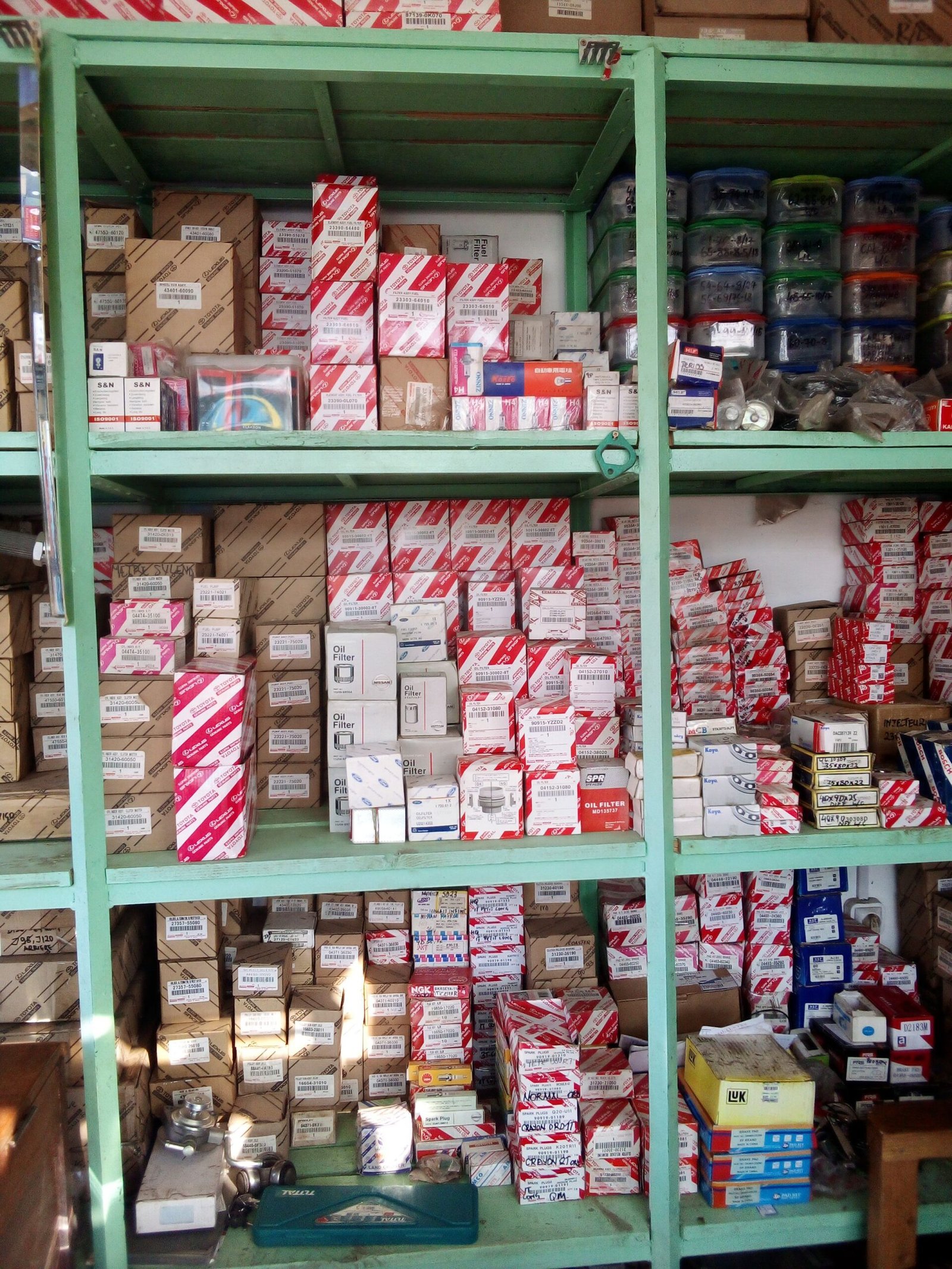 Pièces de rechange pour jeep Toyota : Land cruiser,Prado,fortuner, Hilux Vigo et Revo et bien d’autres