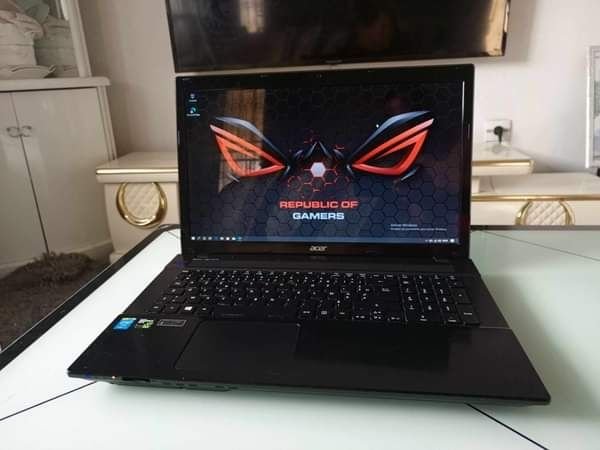 Arrivage des PC Gaming très puissant et rapide chez Jadamoque business shopping Tél 0898700945 WhatsApp et appel