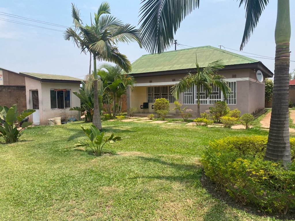 MAISON À LOUÉ AU CENTRE-VILLE DE LUBUMBASHI AU GOLF PLATEAU1