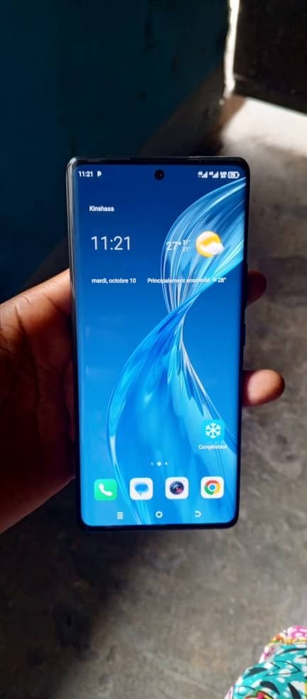 Itel s23 plus 128 gb + 8ram