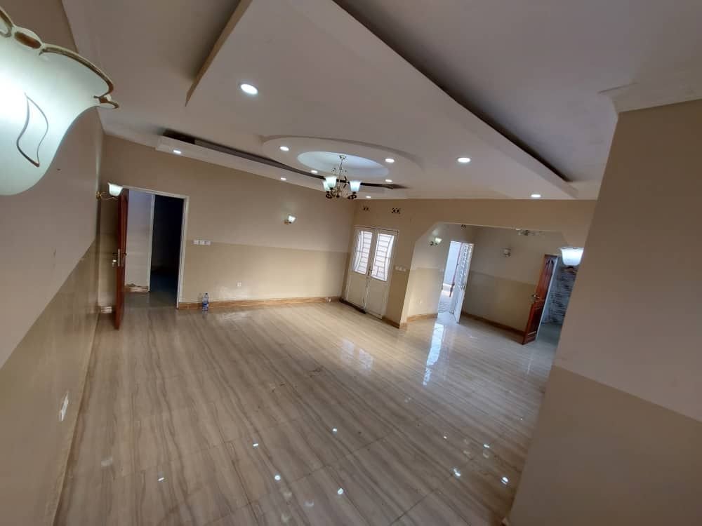 Jolie Appartement Mise En Location Au golf plateau1 Loyer 650$ et la garantie de 3+1mois Anticipatif