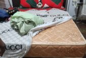 A vendre lit et matelas raison de voyage
