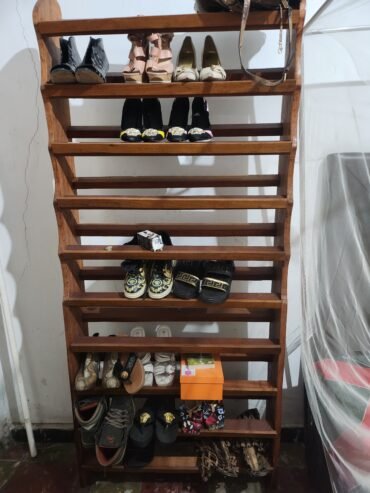 A vendre porte chaussures