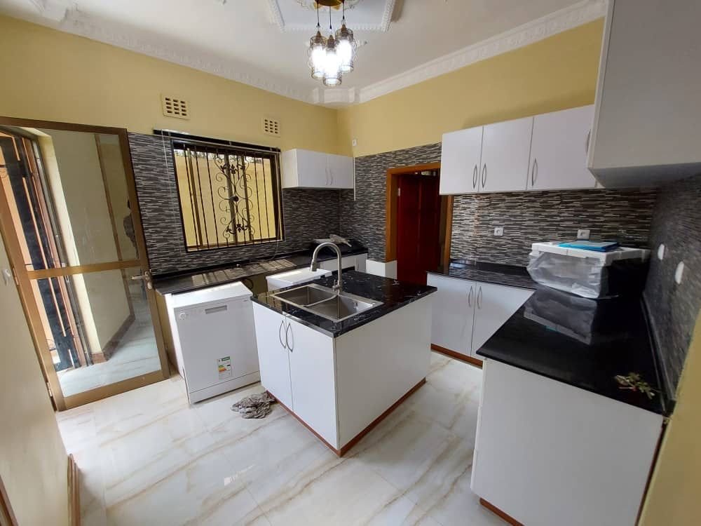 MAISON À LUBUMBASHI AU GOLF MÉTÉO1