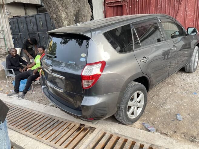Toyota vanguard 3 baguette
