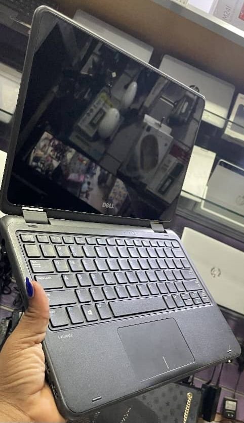Dell tactile et plaible à 200$