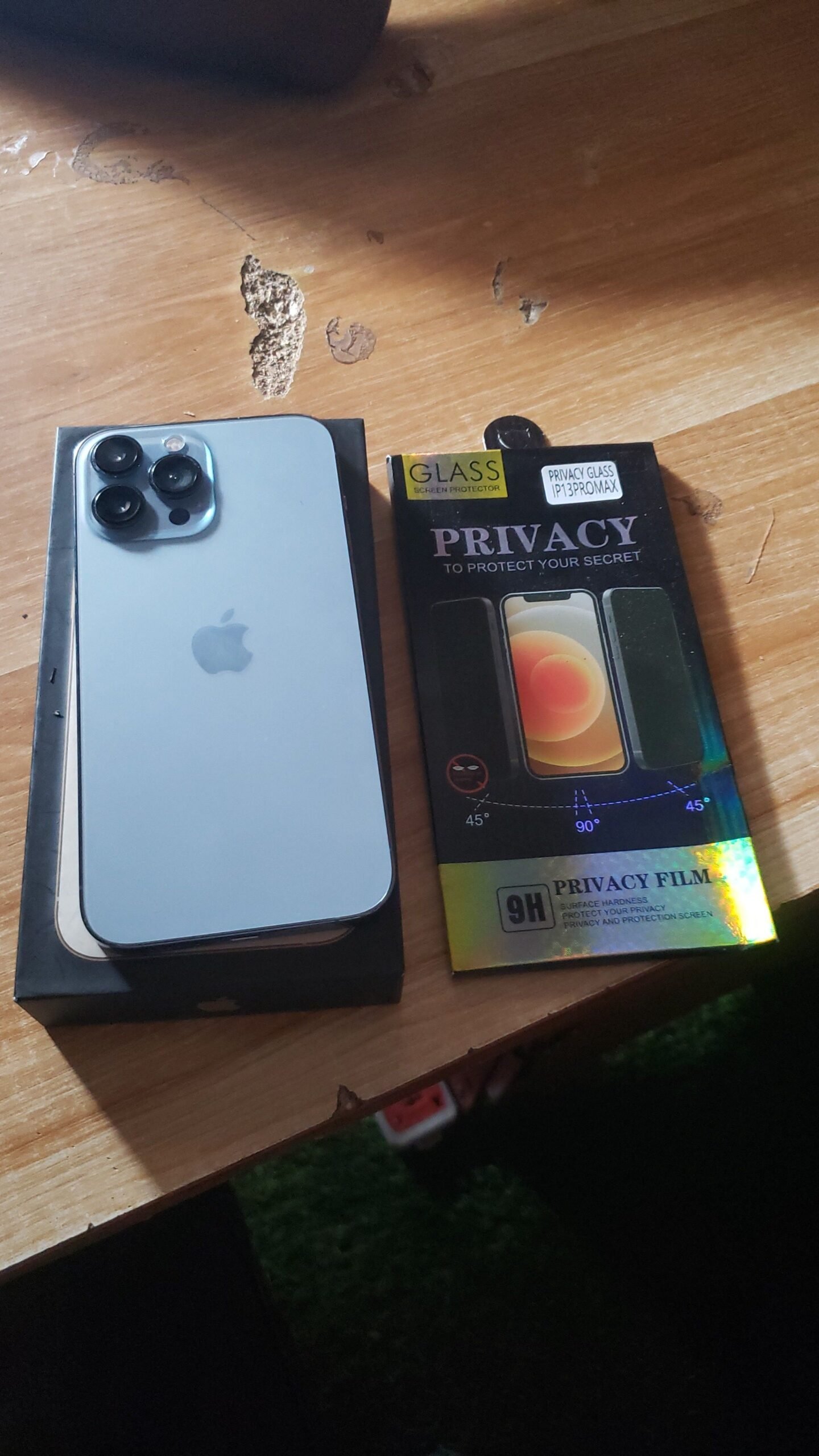 Iphone 13promax en box ouvert.