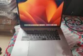 MacBook Pro i9 15’’ 2018