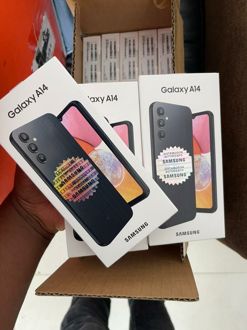 Sansung A14 et sansung A04e