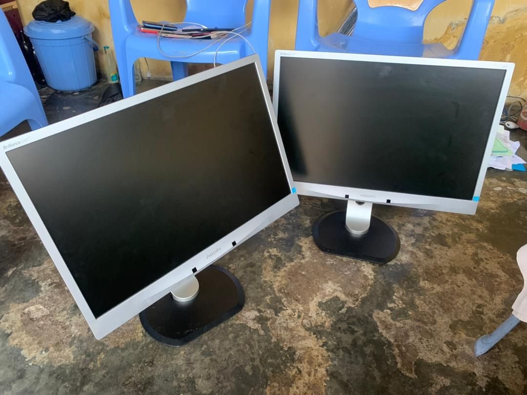 Moniteur marque Philips